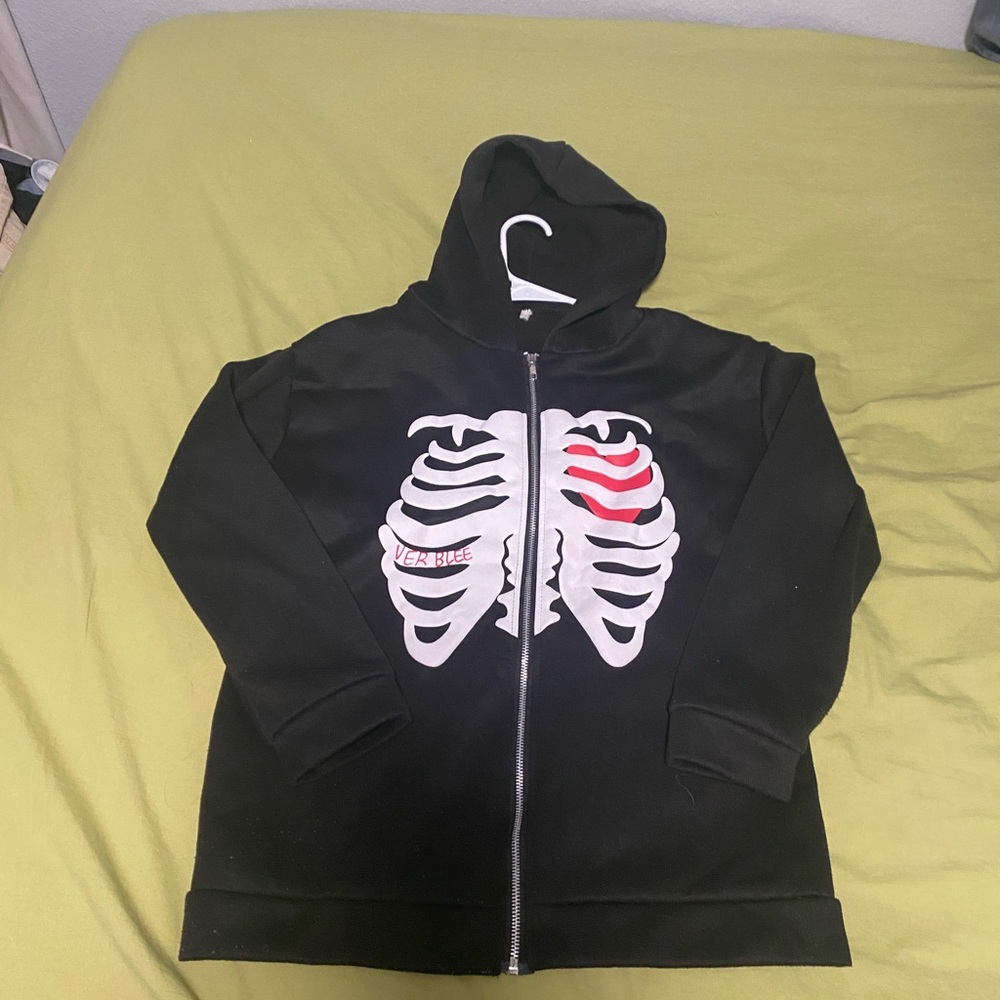 black ver blee skeleton hoodie